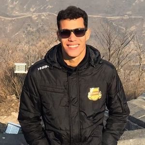 Meet your Posher, Luis